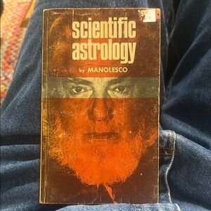 Vintage RARE Astrology Book - Scientific Astrology by Manolesco 1970’s DERO